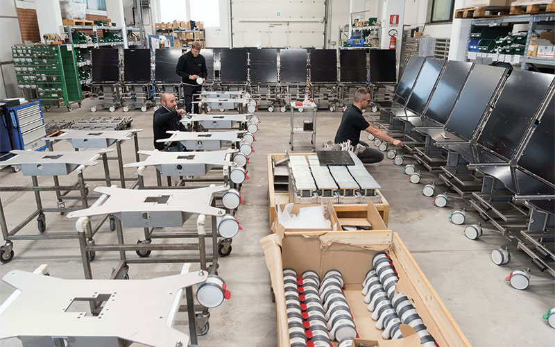 NuovaBN operating table assembly NuovaBN operating table assembly